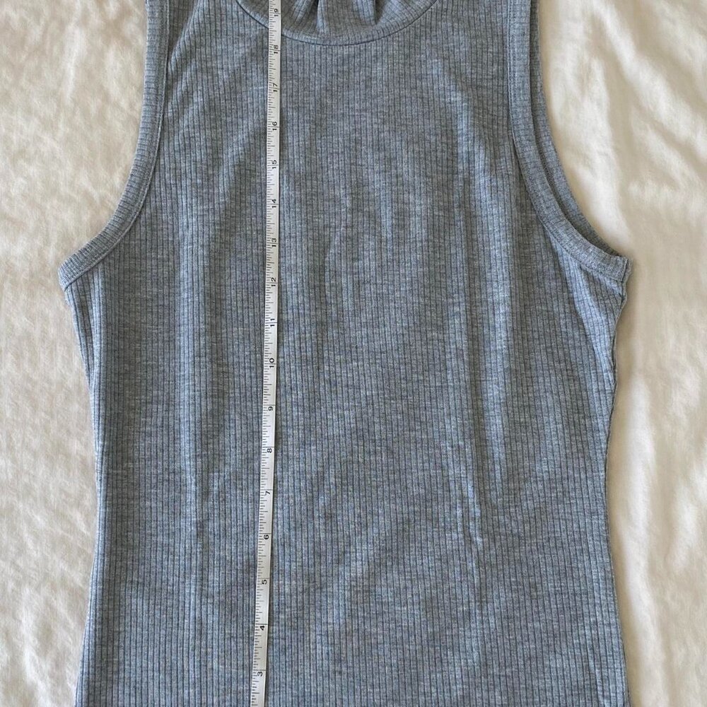 grey mock neck sleeveless top